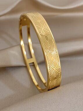 14K Gold Womens Etched Bangle Cuff Bracelet Ladies New 14 Karat Silver Jewelry